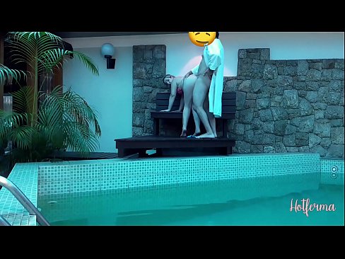 ❤️ Boss invites maid to the pool, but couldn't resist a hot ❤️❌ Sex video at porn en-us.pornoboden.ru